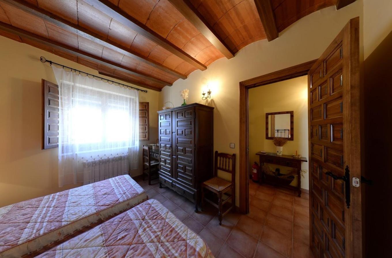 Casa Rural Las Tejas - Ideal Para Familias Y Grupos Bayubas de Abajo Bagian luar foto